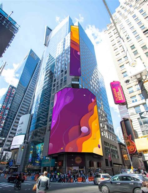 Spectacular Sights and Sounds: Immersing in Times Square's Magical Performances
